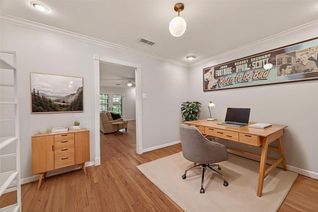10807 Oasis Drive, Houston, TX 77096