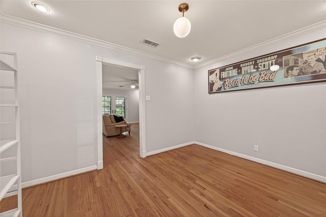 10807 Oasis Drive, Houston, TX 77096