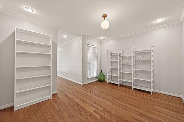 10807 Oasis Drive, Houston, TX 77096