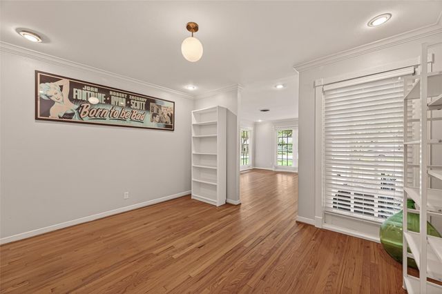 10807 Oasis Drive, Houston, TX 77096