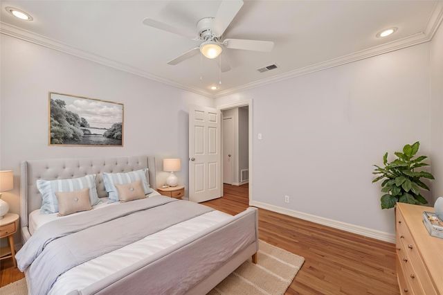 10807 Oasis Drive, Houston, TX 77096