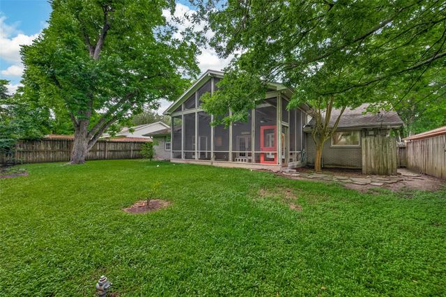 10807 Oasis Drive, Houston, TX 77096