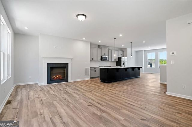2676 Creek View Terrace, Atlanta, GA 30318