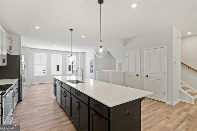 2676 Creek View Terrace, Atlanta, GA 30318