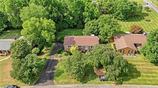 4645 Birgeheath Road, Kernersville, NC 27284