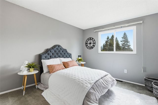 2325 172nd Place SE, Bothell, WA 98012