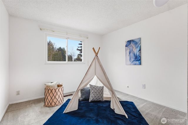 2325 172nd Place SE, Bothell, WA 98012