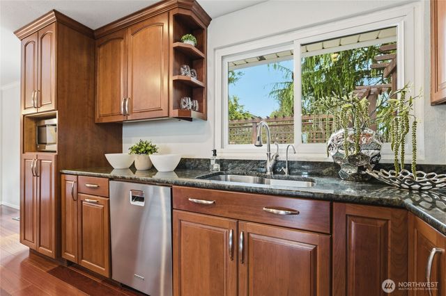 2325 172nd Place SE, Bothell, WA 98012