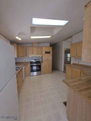 1385 Sunset, Butte, MT 59701