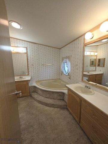 1385 Sunset, Butte, MT 59701