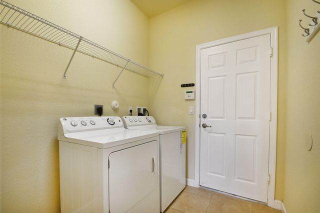 10385 Wellington Parc Drive, Wellington, FL 33449