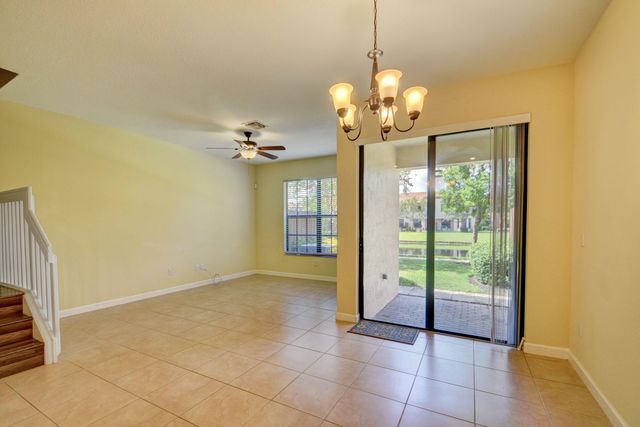 10385 Wellington Parc Drive, Wellington, FL 33449