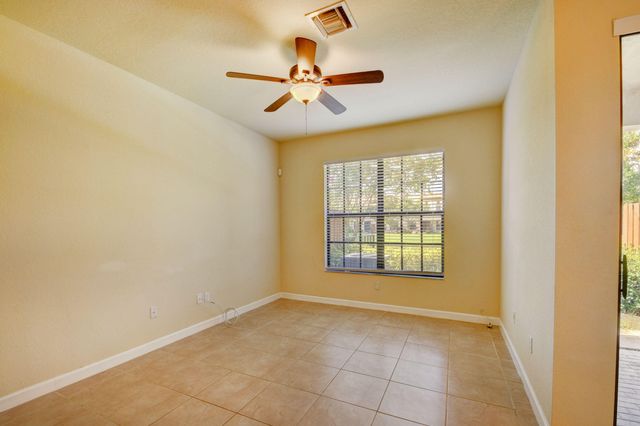 10385 Wellington Parc Drive, Wellington, FL 33449