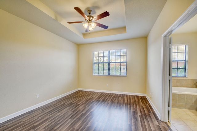 10385 Wellington Parc Drive, Wellington, FL 33449