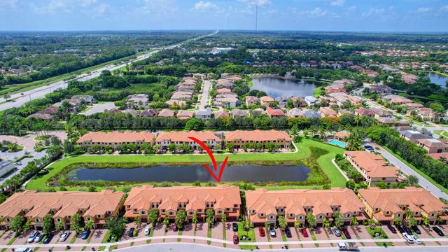 10385 Wellington Parc Drive, Wellington, FL 33449