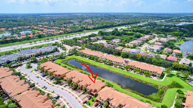 10385 Wellington Parc Drive, Wellington, FL 33449