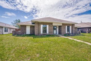 414 Willowcrest Drive, Garland, TX 75040