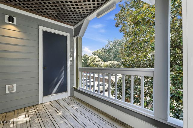 700 Bishops Park Drive 204, Raleigh, NC 27605