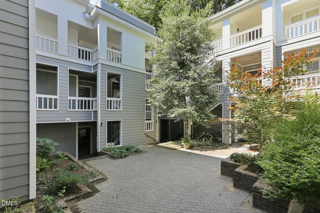 700 Bishops Park Drive 204, Raleigh, NC 27605