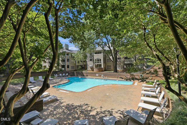 700 Bishops Park Drive 204, Raleigh, NC 27605