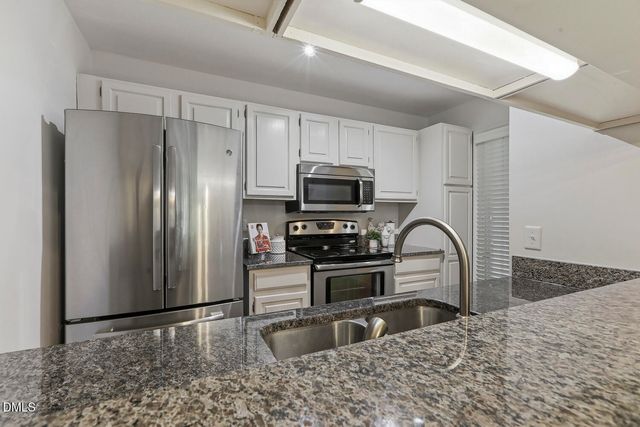 700 Bishops Park Drive 204, Raleigh, NC 27605