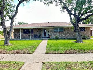 4722 Gayle Dr, Corpus Christi, TX 78413