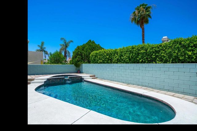 41945 Maryn Court, Palm Desert, CA 92211