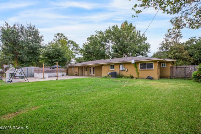 220 Woodvale Avenue, Lafayette, LA 70503