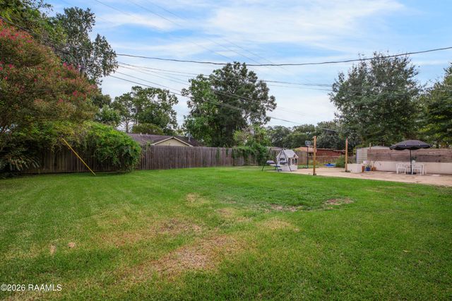 220 Woodvale Avenue, Lafayette, LA 70503