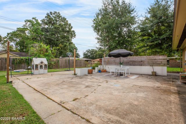 220 Woodvale Avenue, Lafayette, LA 70503