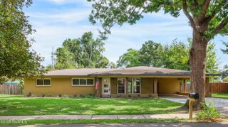 220 Woodvale Avenue, Lafayette, LA 70503
