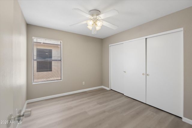 11904 N 76th Lane, Peoria, AZ 85345