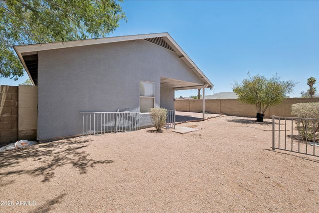 11904 N 76th Lane, Peoria, AZ 85345