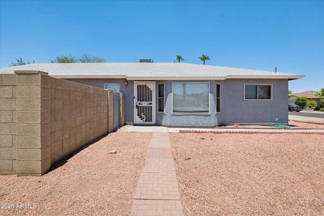 11904 N 76th Lane, Peoria, AZ 85345