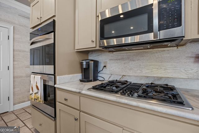 5 Moss Trail Circle, Valdosta, GA 31602