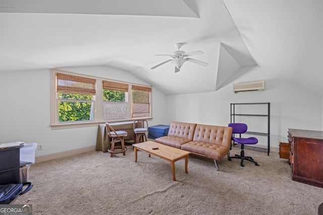 5 Moss Trail Circle, Valdosta, GA 31602