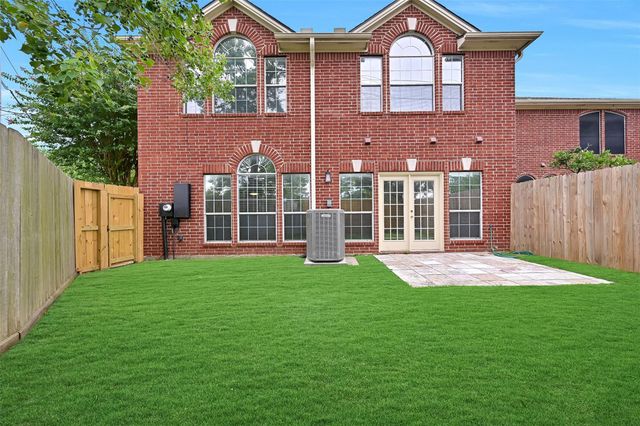 1408 S Friendswood Drive 101, Friendswood, TX 77546