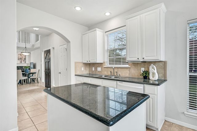 1408 S Friendswood Drive 101, Friendswood, TX 77546