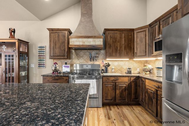 834 WEST DALE BLVD, Cheyenne, WY 82009