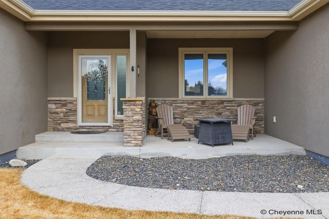 834 WEST DALE BLVD, Cheyenne, WY 82009