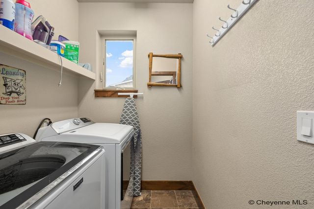 834 WEST DALE BLVD, Cheyenne, WY 82009