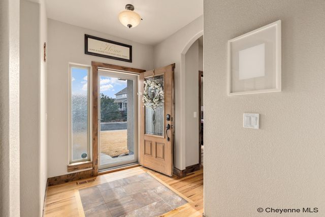 834 WEST DALE BLVD, Cheyenne, WY 82009