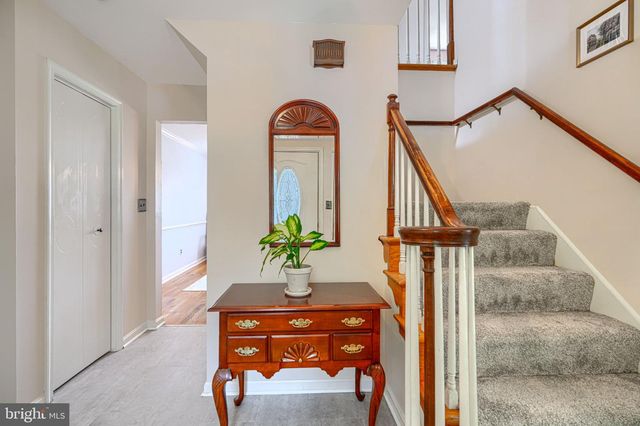 6 FIREOAK CT, Cockeysville, MD 21030