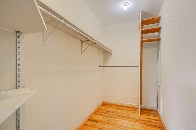 6 FIREOAK CT, Cockeysville, MD 21030