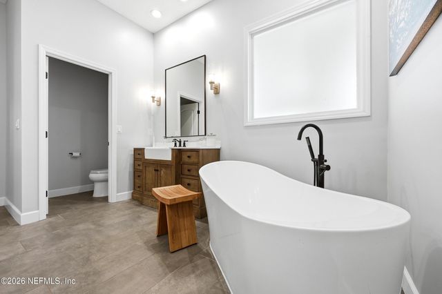 125 PARKSIDE Drive, St. Augustine, FL 32095