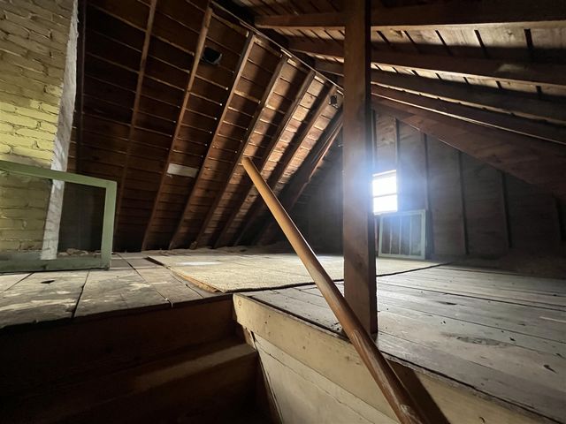 709 Griswold Street, Jackson, MI 49203