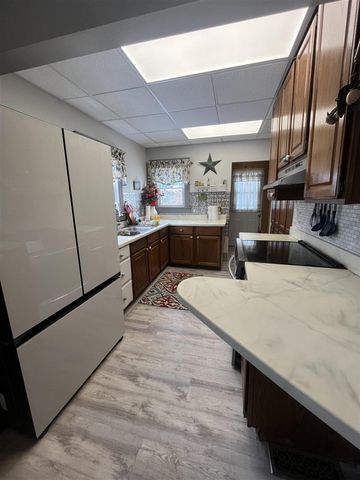 709 Griswold Street, Jackson, MI 49203