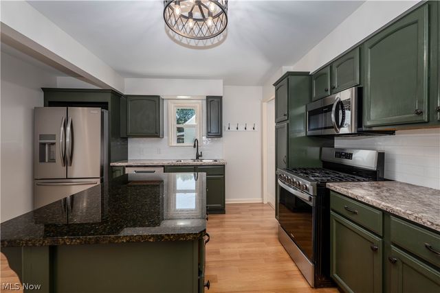 15541 Susan Drive, Brook Park, OH 44142