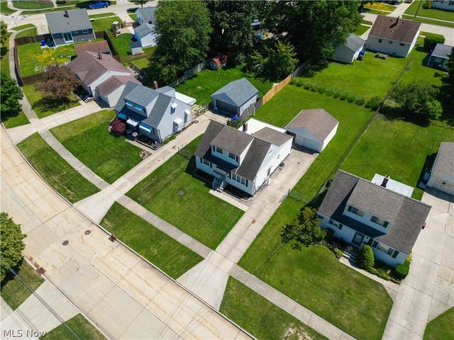 15541 Susan Drive, Brook Park, OH 44142