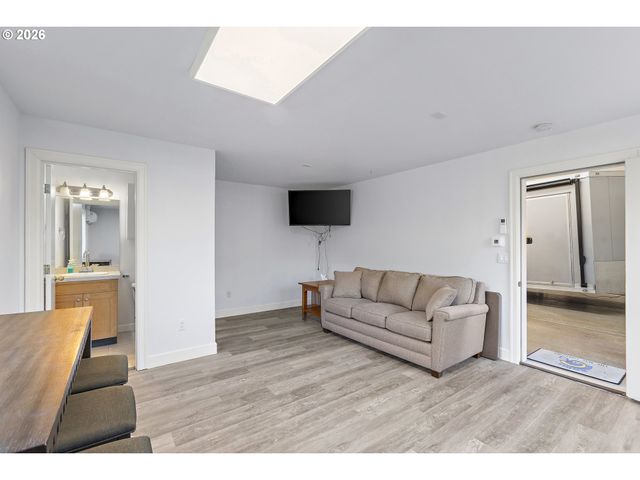 11980 Sw MALLOY Way, Sherwood, OR 97140